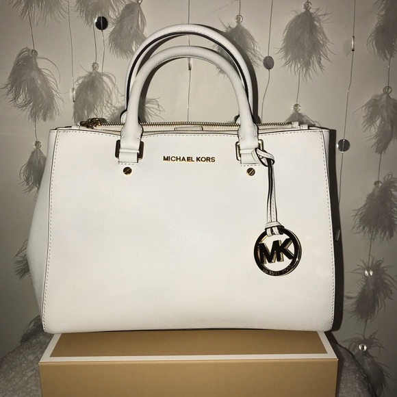 Michael Kors Handbags - Sutton satchel Michael Kors handbag